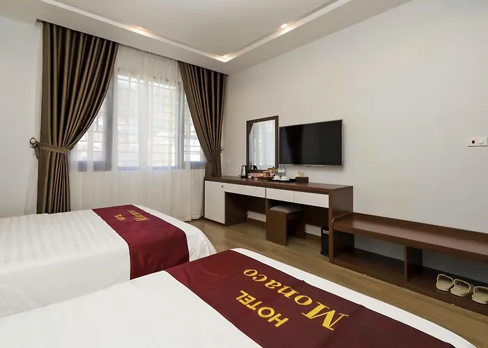 Monaco Khách sạn 3*