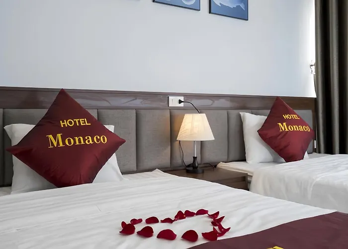 Khách sạn Monaco 3*