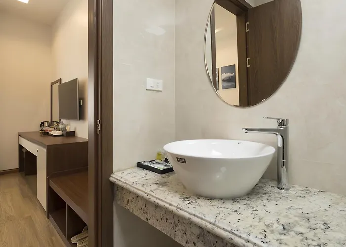 Monaco 3*
